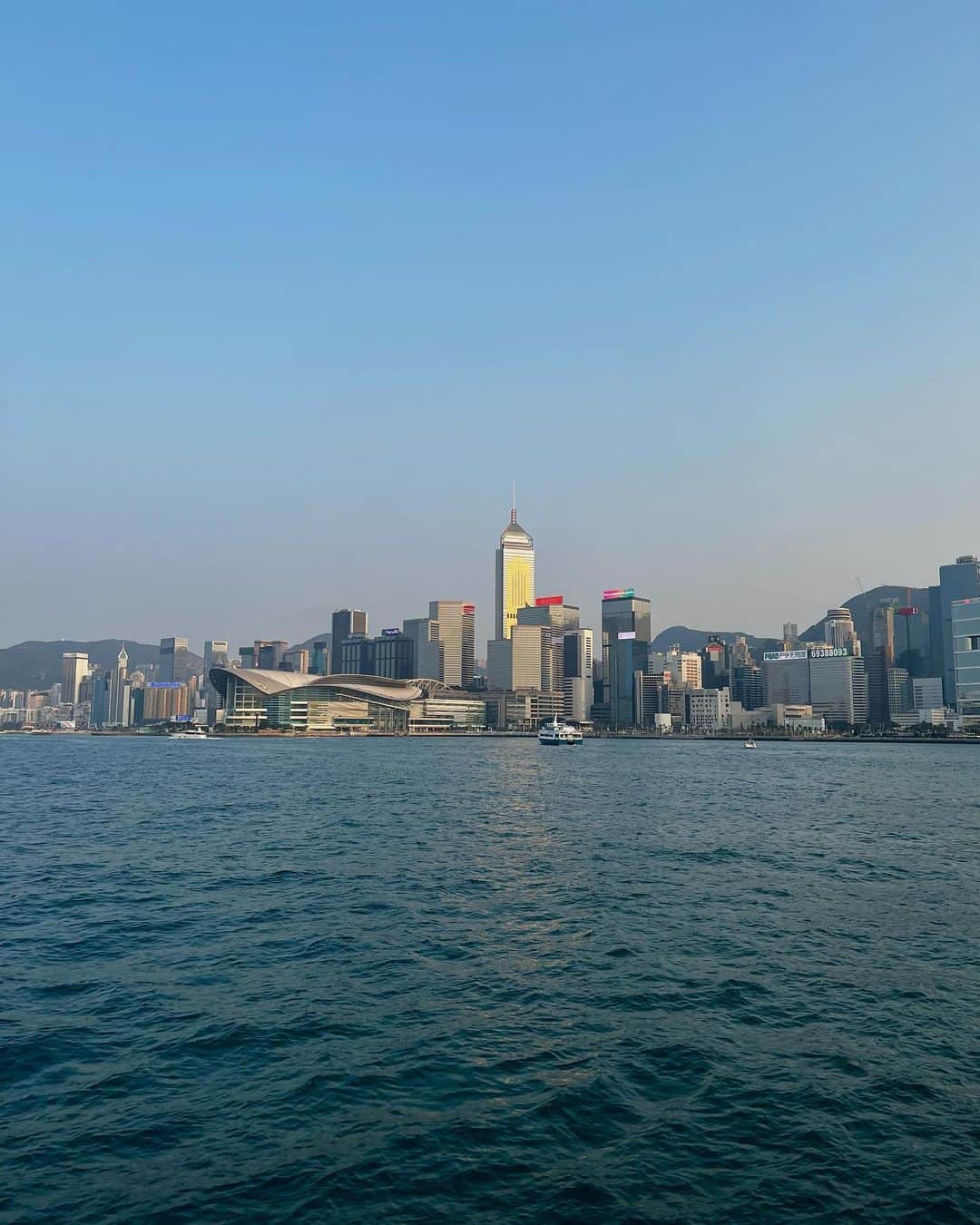 ウェイ さんのインスタグラム写真 - (ウェイ Instagram)「주말 홍콩 휘리릭🇭🇰💨 The best weather in Hong Kong✨」3月8日 19時04分 - baysunny
