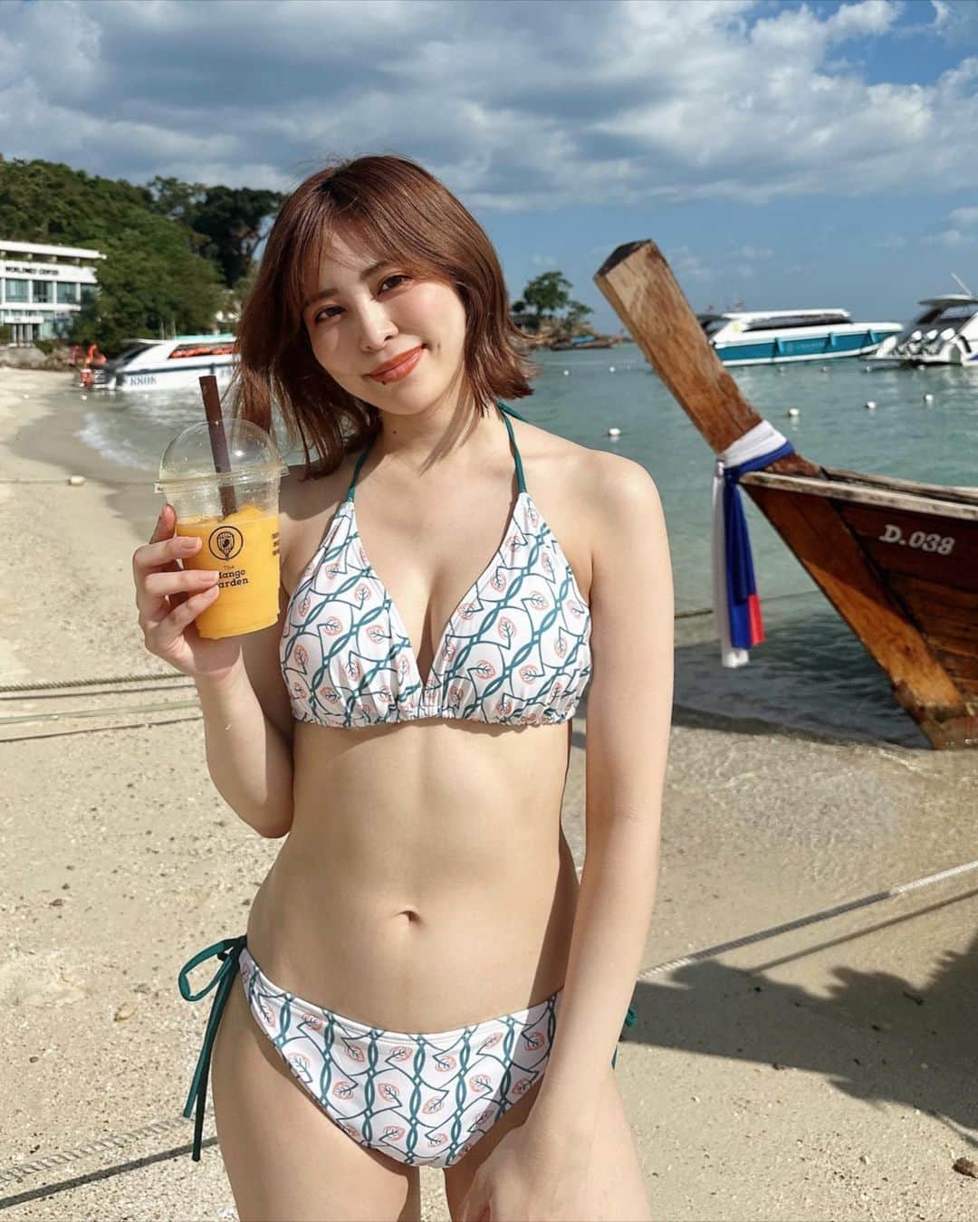 桃衣香帆さんのインスタグラム写真 - (桃衣香帆Instagram)「タイで買った水着お気に入り」3月8日 18時58分 - momoikaho