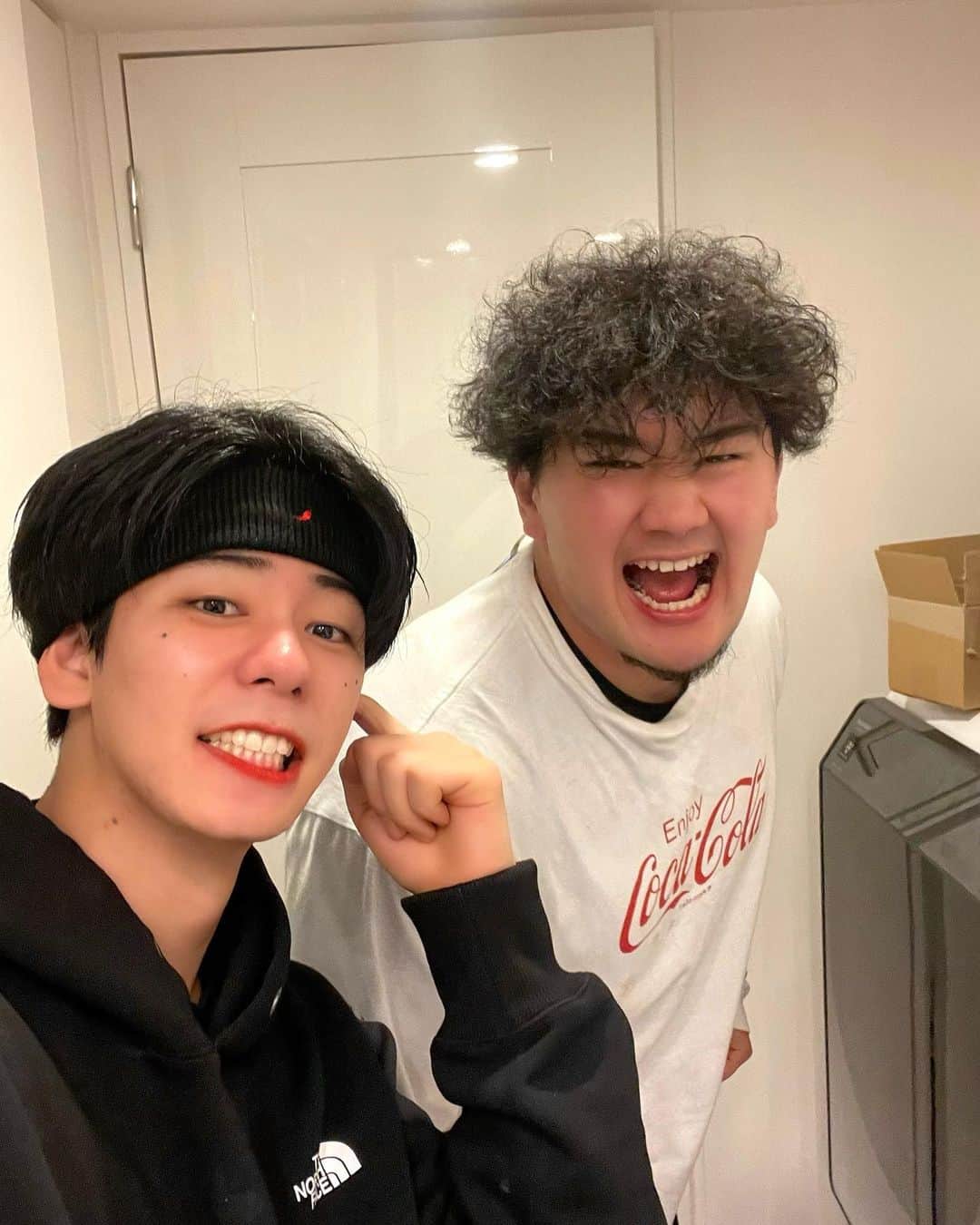 のインスタグラム：「うるさい人と」