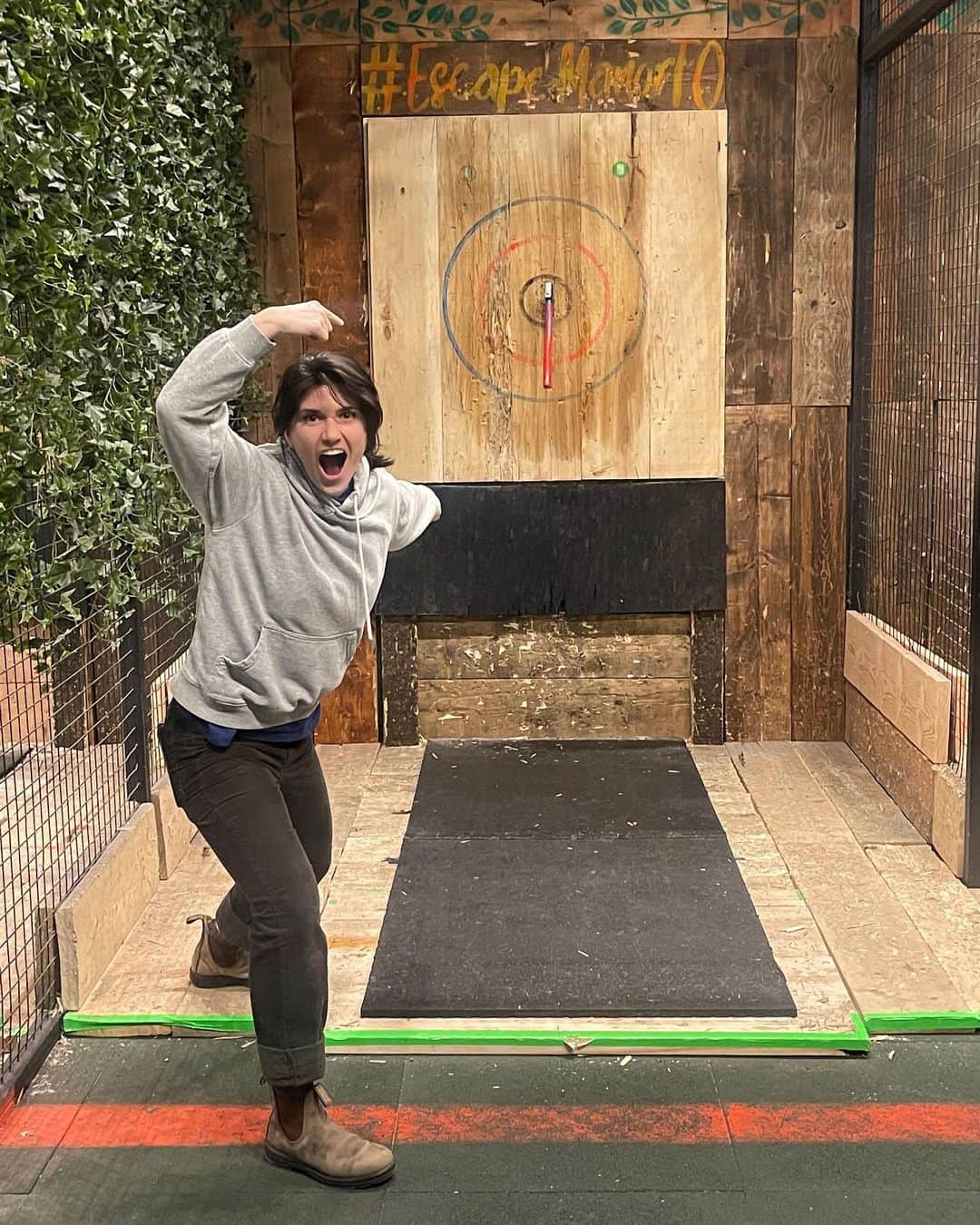 イリース・バウマンのインスタグラム：「The most important part of having fun is winning 🎯」