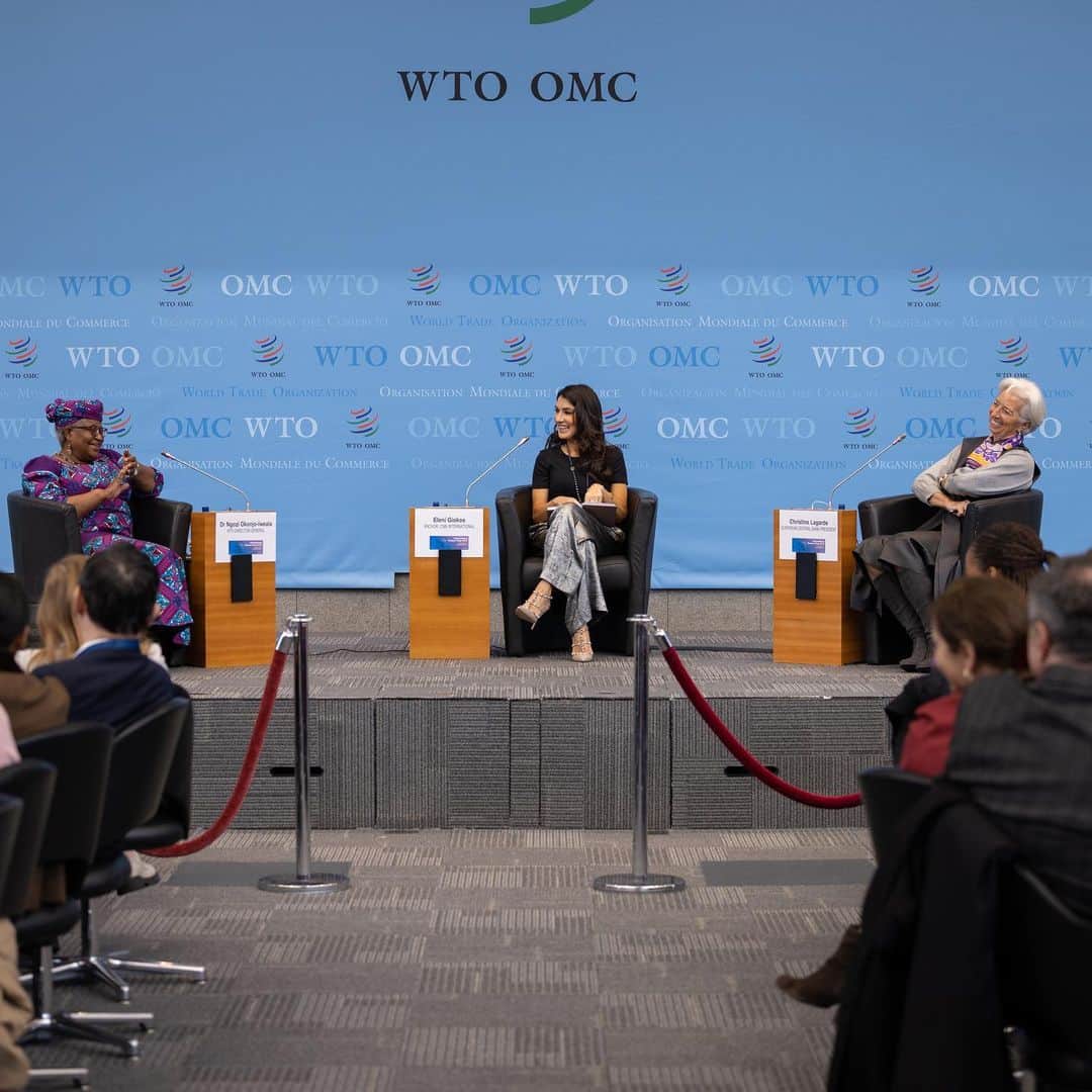 クリスティーヌ・ラガルドさんのインスタグラム写真 - (クリスティーヌ・ラガルドInstagram)「While we’ve come a long way on gender equality, there is still much work to be done.  Grateful to my dear friend @worldtradeorganization Director-General Dr Ngozi Okonjo-Iweala for our wide-ranging discussion this International Women’s Day – a day of great significance for both of us.  Listen back on #TheECBPodcast via the link in my bio.   #IWD2023  Photos by WTO」3月9日 2時47分 - christinelagarde