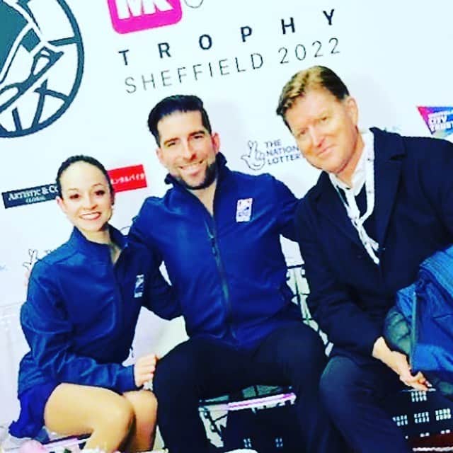 ネイサン・バーソロメイのインスタグラム：「Words cannot express how much Jenni and Todd have supported me through the last few seasons both on and off the ice. Please help support them during this time by sharing. Link in profile, #standyourground Todd ❤️❤️」