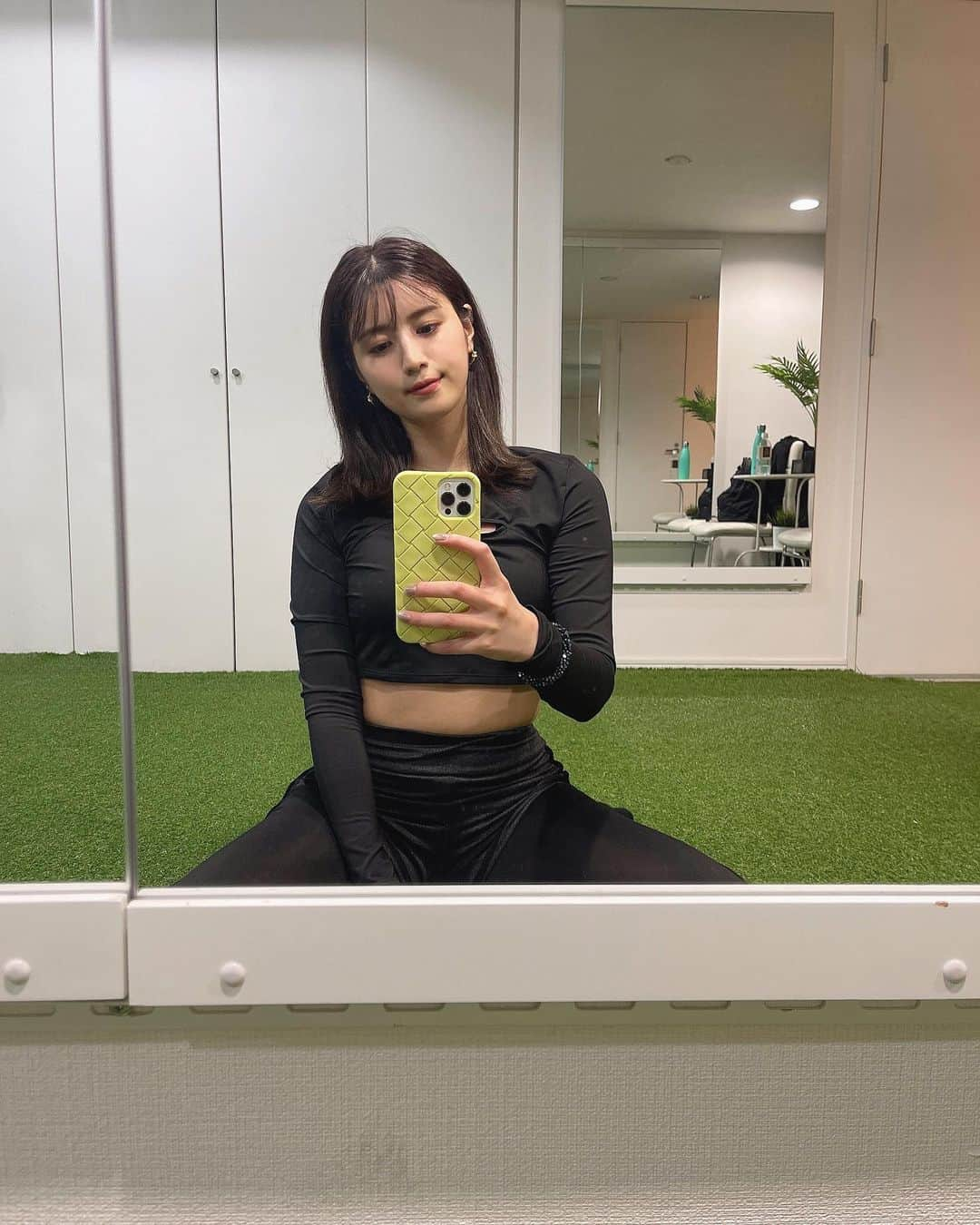 御子柴かなさんのインスタグラム写真 - (御子柴かなInstagram)「【Beauty Gym】 @sakura_personaltrainer  パーソナルトレーニングしてもらいました☺️ 毎回、トレーニング中も喋りすぎちゃう。笑   #beautygym  #workout #筋トレ #トレーニング #fitness #gym #パーソナルトレーニング #ワークアウト #training #ダイエット #筋トレ女子 #ジム #フィットネス #diet #ボディメイク #bodymake」3月9日 17時54分 - kanakana2510