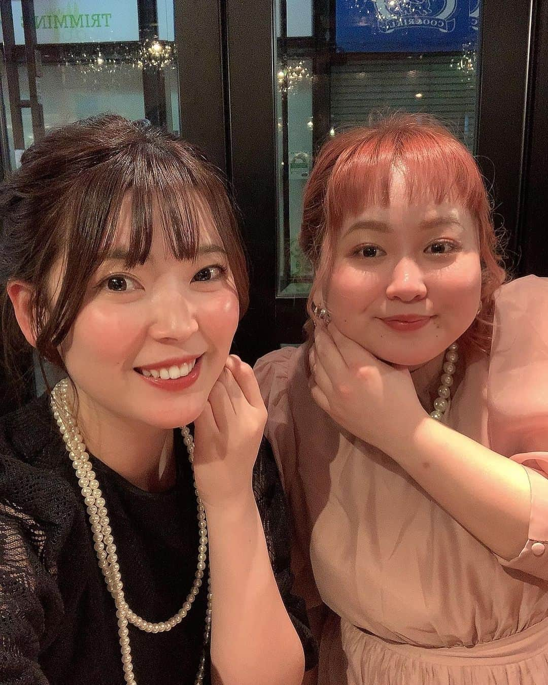 松本ルナさんのインスタグラム写真 - (松本ルナInstagram)「東京での思ひで…🥰💭  時差投稿でごめんなさい🙇‍♀️💦  1枚目は、るなっきー😏✨ お久しぶりのツーショット📷🌈 今回はゆっくり会えて嬉しかったなぁ🥰  2枚目は私がSNSで見て大好きな @nishida1995 さん❣️ 家族が大好きな共通点もあって お会い出来て嬉しかった〜😆  桜子に感謝🙏💕笑  3枚目は、皆だいすき ニューヨークさん！！  prediaのお兄ちゃん！  屋敷さんは結婚式の３次会 メンバー全員の分を ご馳走様してくれたの！！  お世話になりまくっております🙇‍♀️💕 ありがとうございます🥺  また関西でライブするときは 絶対行くんだ〜😆✨✨  メンバーとも4年ぶり？！に全員集まったのかな？？  次、全員で集まるのは いつになるのかな〜🫣☀️  #tokyo #nara  #勝手に奈良観光大使  #東京へ #行く #刺激的でした  #右見ても #左見ても #人  #前見ても #後ろみても #人  #上見たら #液晶ビジョン  #下見たら #人と #ぶつかる  #都会 #でした」3月9日 17時44分 - ruruna0123