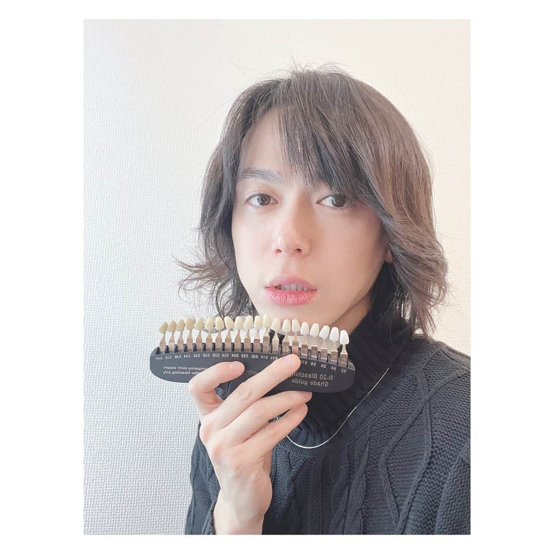 塩谷瞬さんのインスタグラム写真 - (塩谷瞬Instagram)「LA行く前に歯のケア🦷✨ うん。白くなった✨ ありがとうございました✨  Light beauty 銀座店 #ホワイトニング #歯のホワイトニング #ライトビューティー銀座  #ホワイトニングサロン #ホワイトニング東京 @light_beauty_ginza」3月9日 11時15分 - shunshioya_official