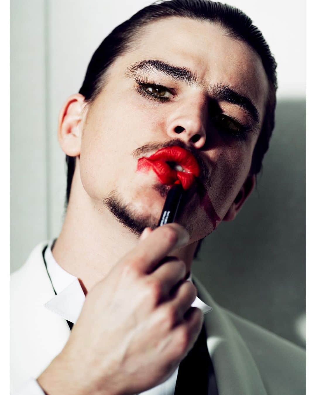 マリオ・テスティーノのインスタグラム：「TESTINO ARCHIVE V Man 2005 - 2009  #JoshHarnett  #ClareRichardson #LindaCantello」