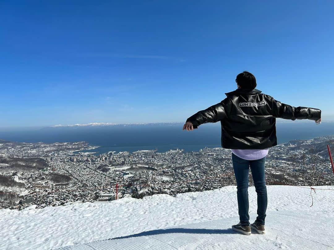 レオのインスタグラム：「Such a beautiful day.」