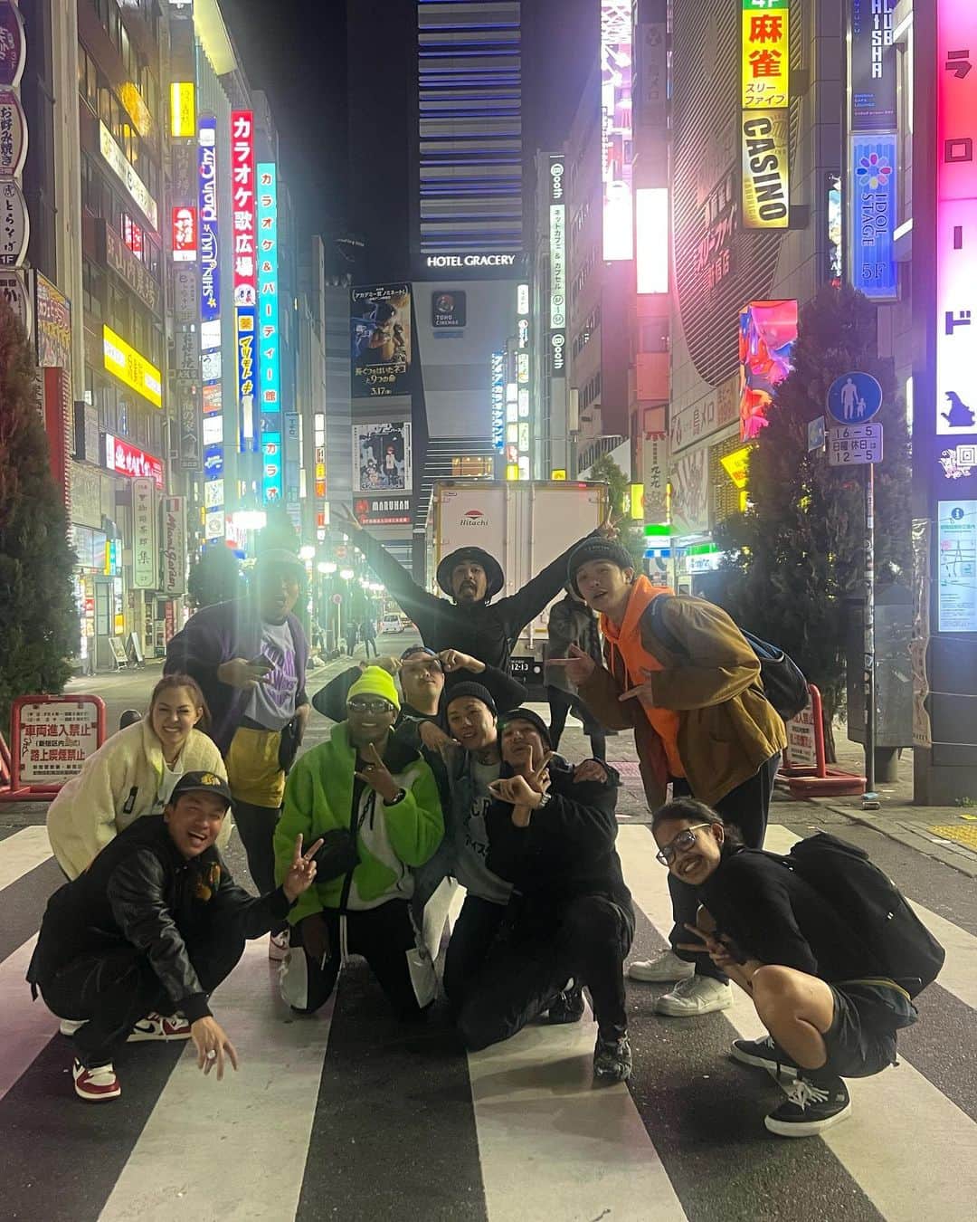 銀太【レペゼン地球】さんのインスタグラム写真 - (銀太【レペゼン地球】Instagram)「Welcome to Japan 🇯🇵」3月9日 19時08分 - dj_ginta