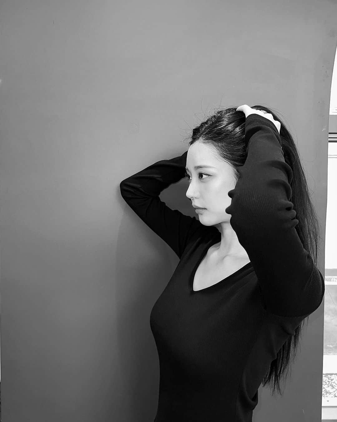 のインスタグラム：「🖤」