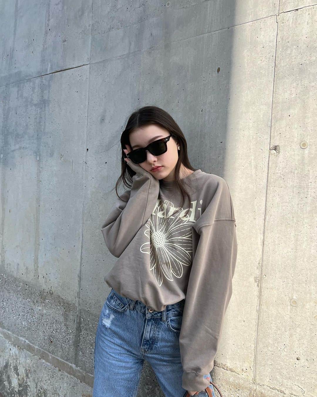 のインスタグラム：「暖かくなってきて嬉しいね、コートで肩凝ることがないのも嬉しい、♥️ #サクラノシフク」