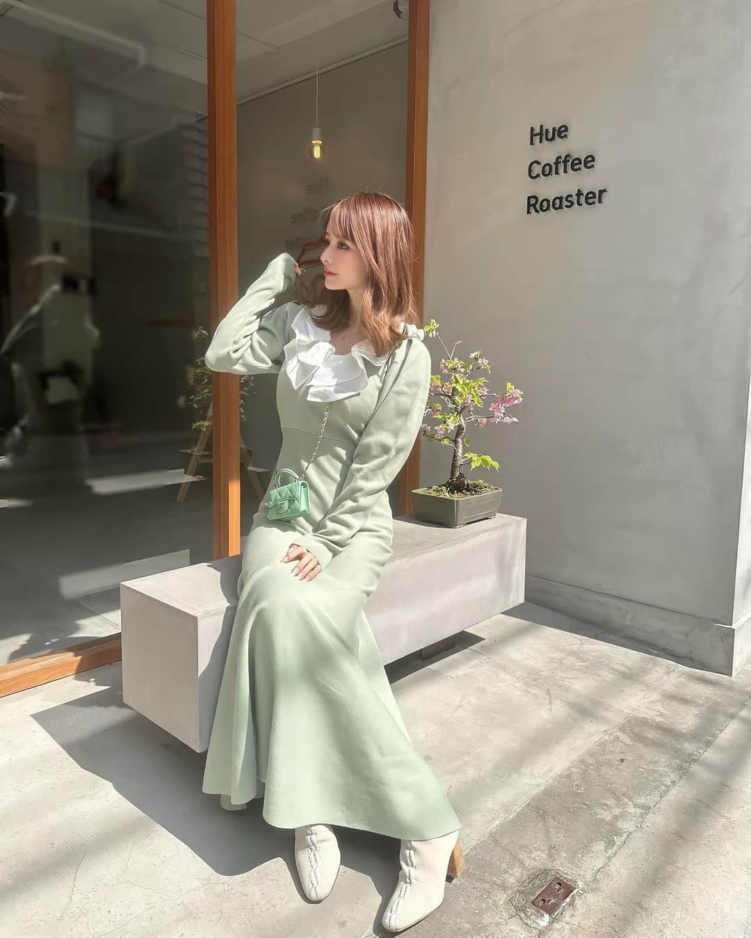 姫奈のインスタグラム：「.  朝10時待ち合わせのモーニング🍳  天気よくて暖かくて アウター無しで出掛けれるの嬉しい🌸✨  #谷町四丁目 #谷町カフェ #谷町モーニング #huecoffeeroaster」