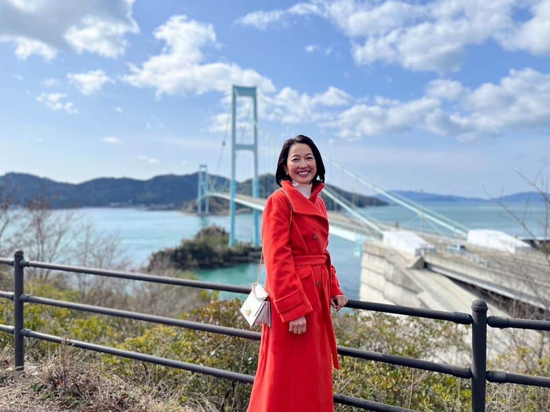 羽田美智子さんのインスタグラム写真 - (羽田美智子Instagram)「今夜22:45〜放送の フジテレビ『空旅をあなたへ』は広島県呉市を旅させていただきました✈️  初めて訪ねましたが 瀬戸内の島々が浮かぶ穏やかな海と山に囲まれたとてもとても美しい街でした。  いっぺんで好きになりました❣️  知らない土地を旅するっていいですね✈️  #空旅」3月9日 20時43分 - michikohada