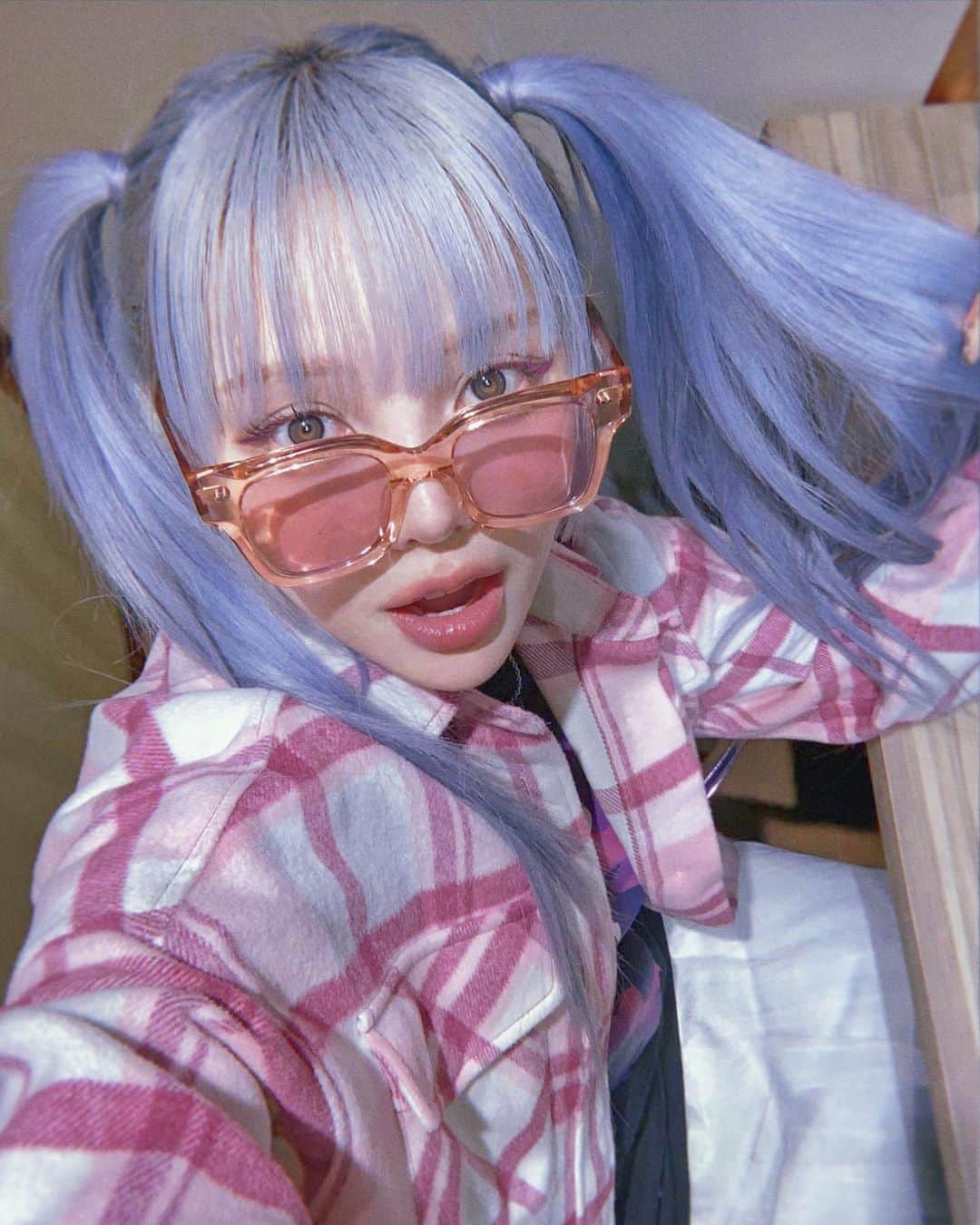 ポニーのインスタグラム：「올릴 사진이 너무 많아🔥」