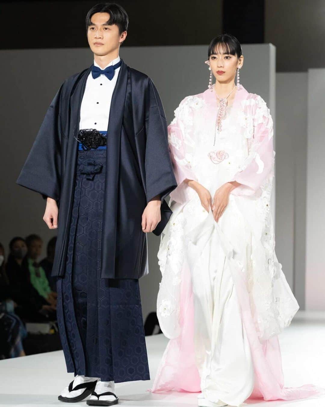 晶さんのインスタグラム写真 - (晶Instagram)「@yumikatsurajapan  Yumi Katsura with Meiji Kinenkan  New Japanese Wedding -SHINING LOVE-」3月9日 21時18分 - ___akira_i