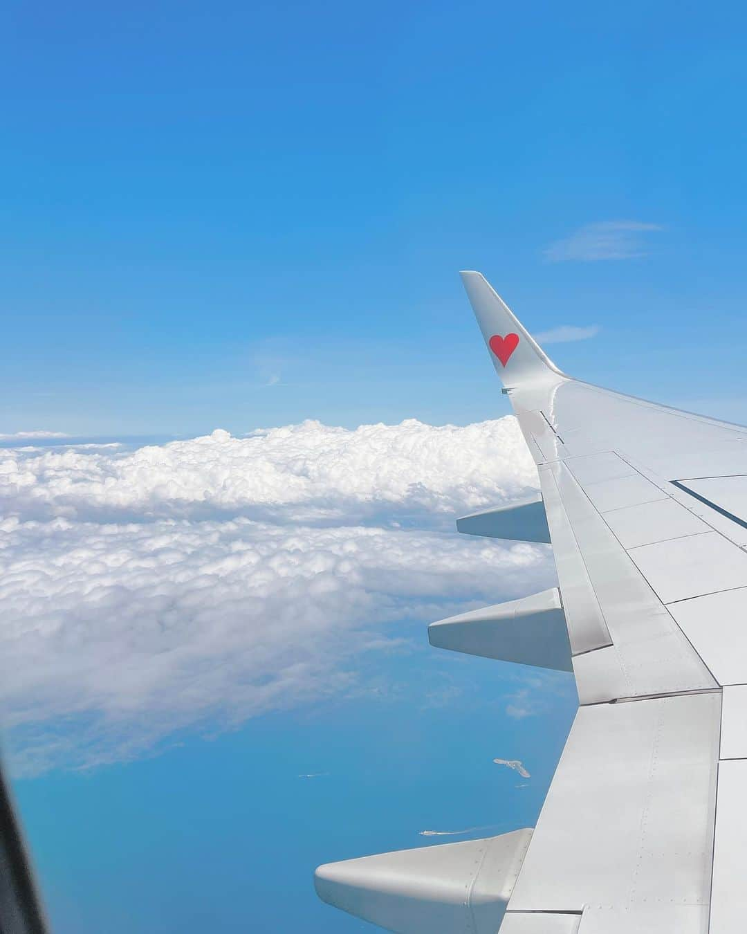 夏目綾さんのインスタグラム写真 - (夏目綾Instagram)「沖縄イベントの時の✈️  ハートマークが可愛かった❤️  #3月9日」3月9日 21時47分 - natsumeaya79