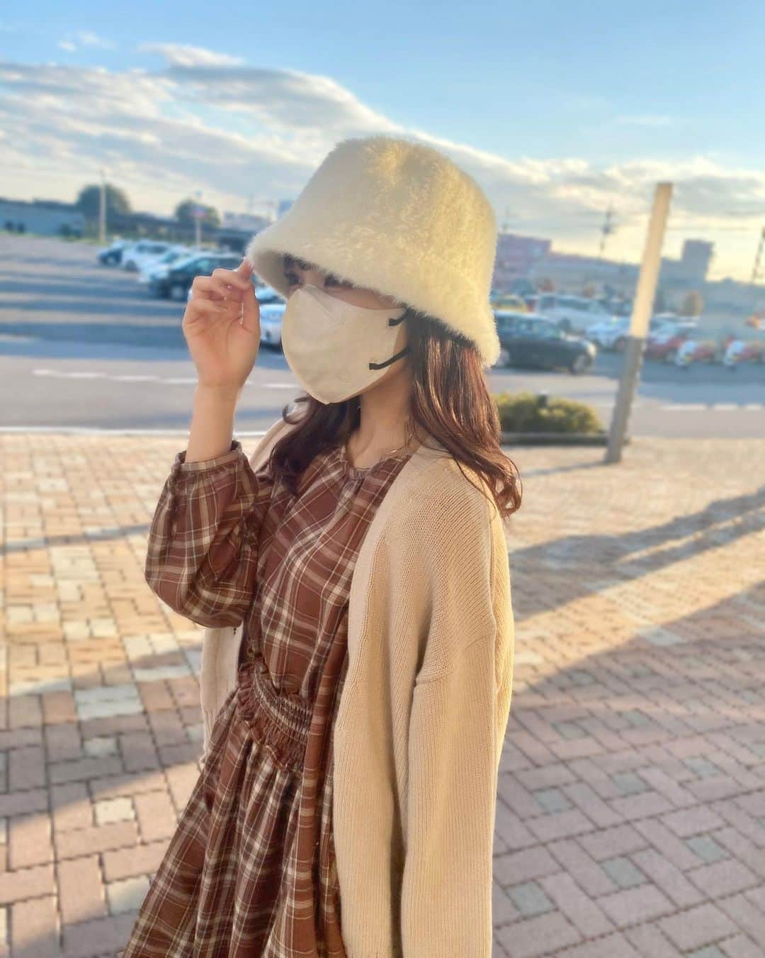 落合希来里さんのインスタグラム写真 - (落合希来里Instagram)「‪ 𓈒𓏸  ままとお買い物した日(◜ᴗ◝ )☁  大愛用してるもこもこバケハ タグ付けしてみたよ〜っ  #きらまむすたいる #idol」3月9日 22時34分 - _ochiaikirari_