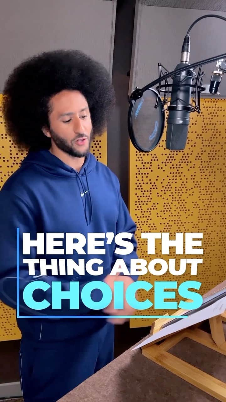 コリン・キャパニックのインスタグラム：「Did you know? Colin Kaepernick was a heavily scouted athlete in high school – as a baseball player. Hear how he made the choice to pursue the sport of his dreams in his YA memoir ‘Change the Game.’ Listen now on Audible or via the link in our bio.」