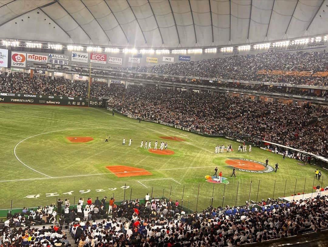 野替愁平さんのインスタグラム写真 - (野替愁平Instagram)「⚾️🇯🇵VS🇨🇳 WBC 中国戦に ドーベル3人で行ってきました‼️ 野球に詳しいお二人に教えてもらいながらの観戦🤣  日本が8-1で勝利‼️ 生きてる間に歴史的な瞬間を見れるって嬉しい。  ファールボールにご注意ください⚠️」3月9日 23時08分 - sway_ldh