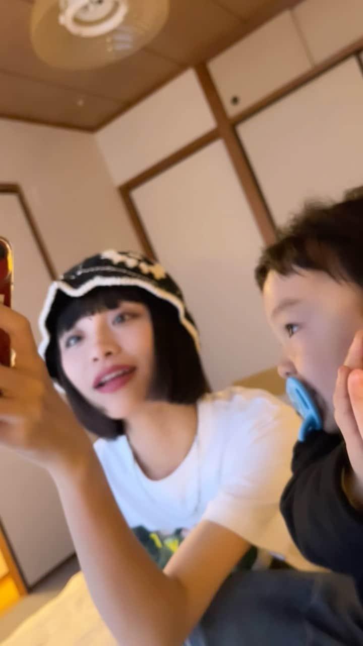 る鹿のインスタグラム：「Some clips of my days🫶👶🏻✨」