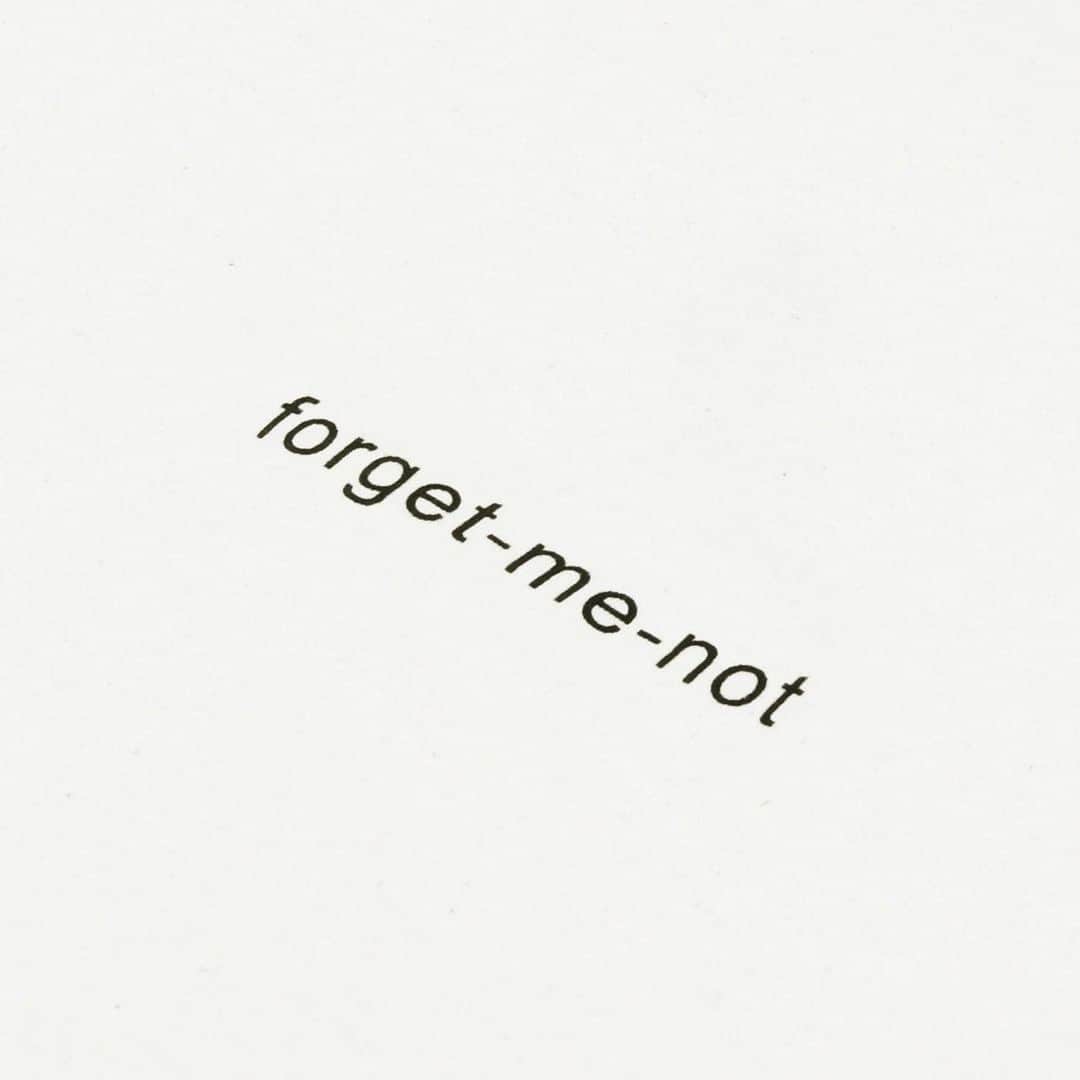 アルトゥルさんのインスタグラム写真 - (アルトゥルInstagram)「Forget-me-not 💙」3月10日 1時27分 - altruapparel