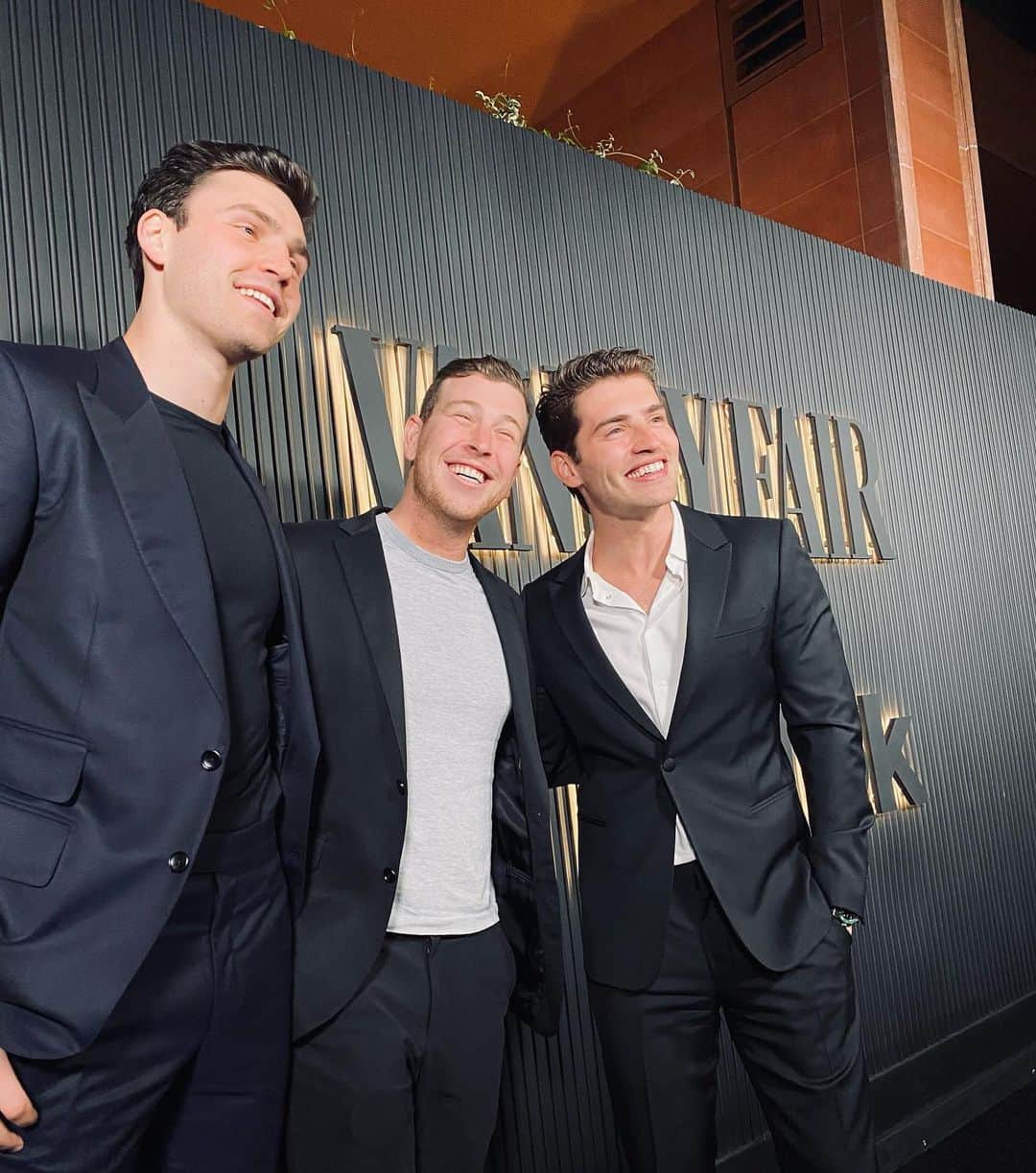 グレッグ・サルキンのインスタグラム：「These gents ❤️ @vanityfair」