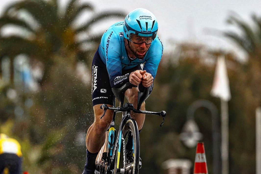 マーク・カヴェンディッシュのインスタグラム：「Almost as far behind uploading the photos as I was in Mondays actual TimeTrial. 🙃」