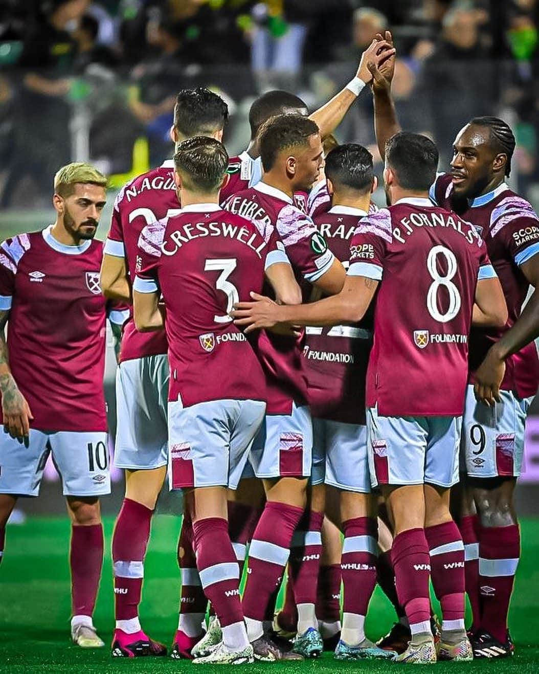 のインスタグラム：「Good result away from home boys ⚒ thanks fans for your support 🤜🏽🤛🏽🙏🏼」