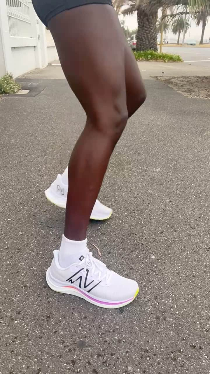 NANA OWUSU-AFRIYIEのインスタグラム：「Come run with me and my new FuelCell Propel v4, now at @rebelsport @newbalance #FuelCellPropelV4 #TeamNB #runyourway #NewBalanceAU #rebelsport #runwithrebel #sportiscalling」