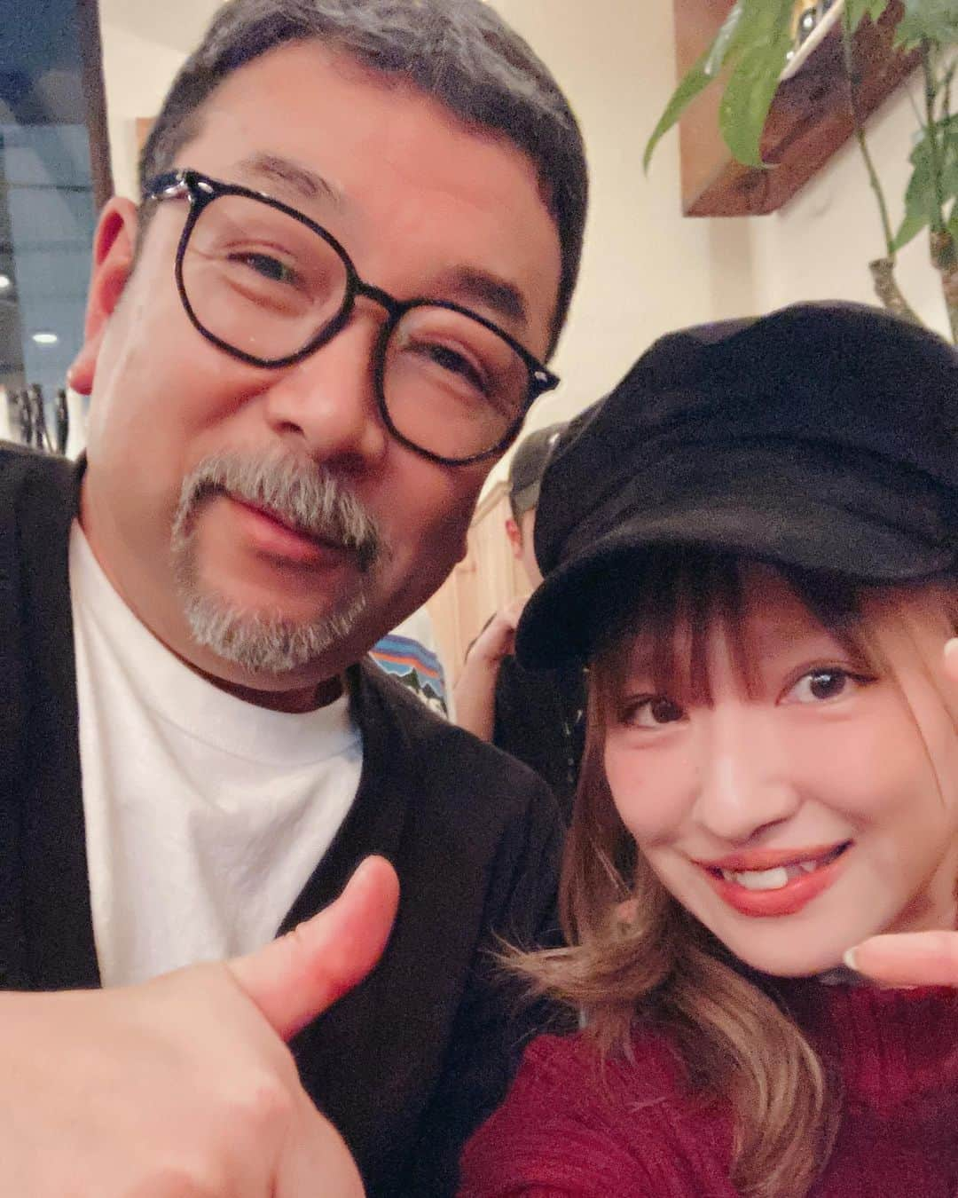 小野晴香さんのインスタグラム写真 - (小野晴香Instagram)「珍しく、 ｢動画でしたー🤪｣ ではなく ｢動画になる🥺｣ って動画。笑 with湯浅しゃん  ご飯中も話尽きない笑い耐えない 永遠にSKEのぱぱん 😼  それにしても締めのトマトチーズリゾットが美味しすぎて。。。。  #関西煮理」3月10日 10時12分 - haaa_ho