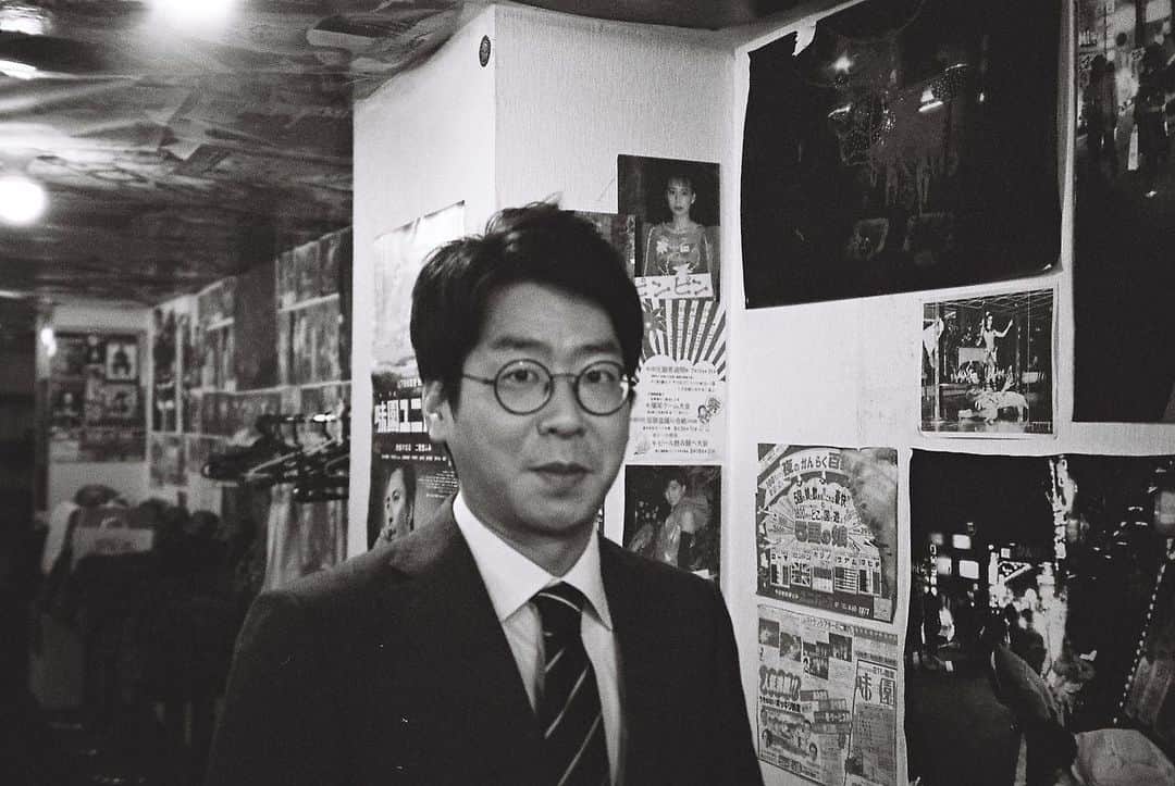 高見雄登さんのインスタグラム写真 - (高見雄登Instagram)「MV公開やったー！ #ZiDol #味園ユニバース ポートワシントン笠谷の撮影&編集です！やったー！  #フィルムカメラ」3月10日 21時17分 - yutotakami