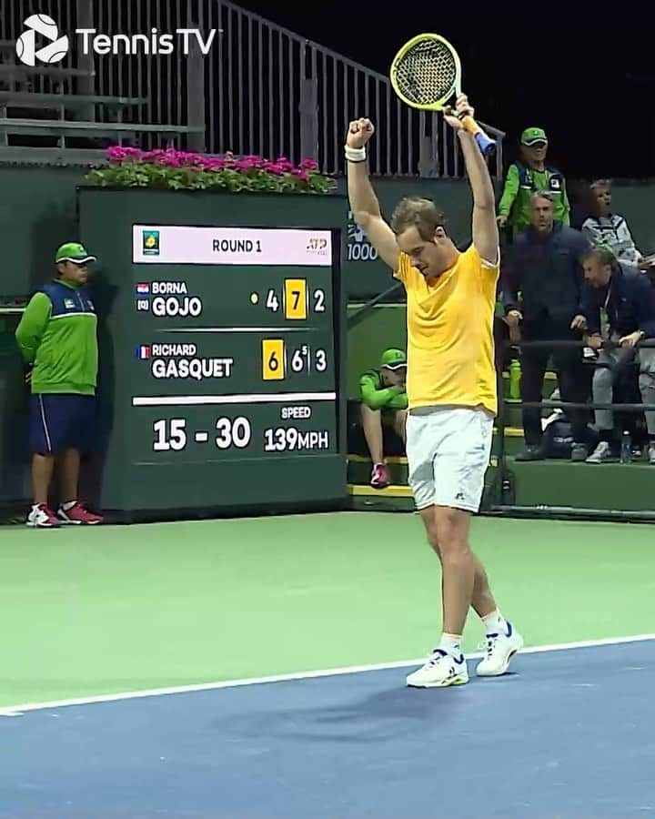 リシャール・ガスケのインスタグラム：「A DOUBLE HANDER 🔥🔥 @richardgasquet34 with this moment of brilliance in Indian Wells!  . #tennis #tennistv #tennisparadise #gasquet #sports」