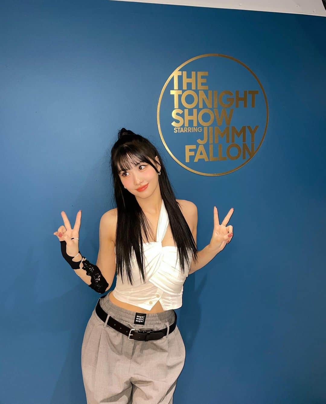 もものインスタグラム：「Twice❤️Set me free @fallontonight 📺」