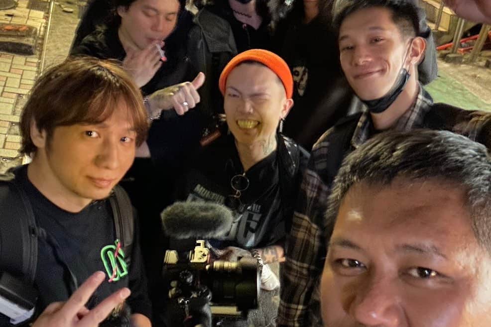 TEEDAさんのインスタグラム写真 - (TEEDAInstagram)「I went to Taiwan for my solo MV shooting with @ace_proud  It was great time and good shooting with Taiwan besties! And Thank you for the support guys! I’ll definitely support them when they come to Japan! 謝謝大家。  ソロのMV撮影で台湾に行ってきましたー！昔からの台湾の友達のサポートの中最高の時間を過ごせたよ！！ 皆ありがとう！  #teeda #back_on_jpn #ovds.tw_official  #taiwan #taipei #odkalis #dietwo.bigdogg #stacoboy #台湾　#台北」3月10日 22時02分 - teeda_bo