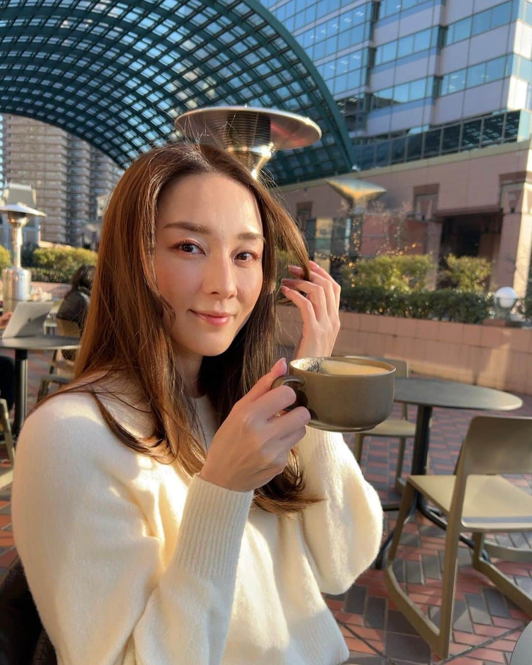 伊藤歩のインスタグラム：「Spring is coming🪷  早ければ来週にも桜が開花するみたい 今年の桜も楽しみぃぃ🌸  #lovejapan  #春  #大好きな季節」