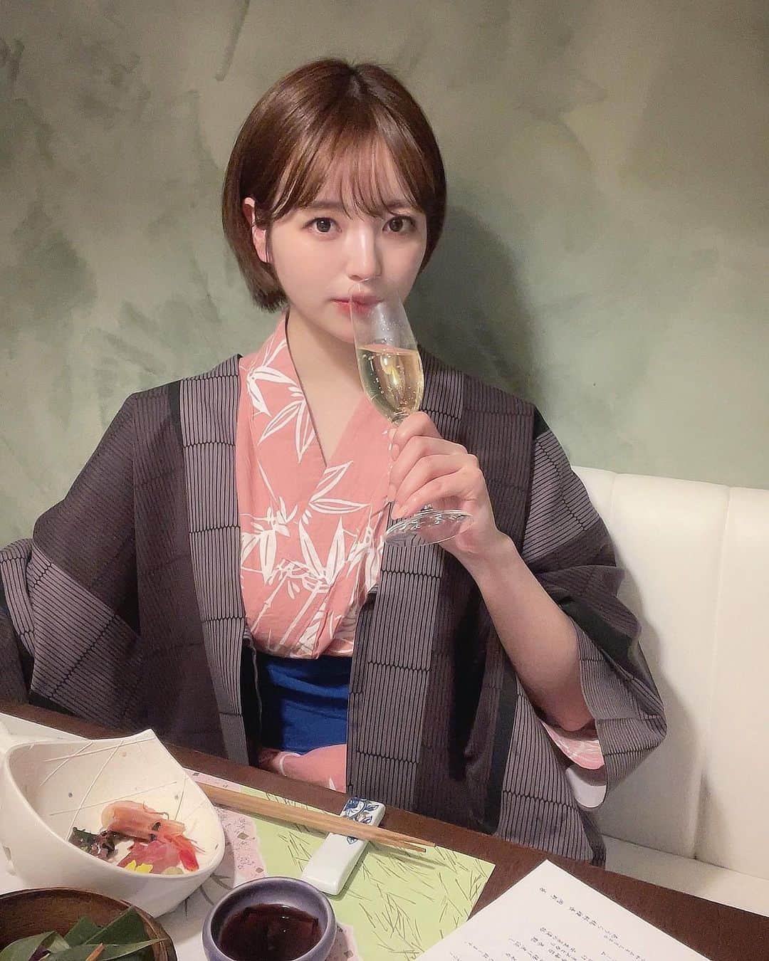 小森ほたるのインスタグラム：「箱根旅行の時♨️🥂📸 浴衣っていいよね👘♡」