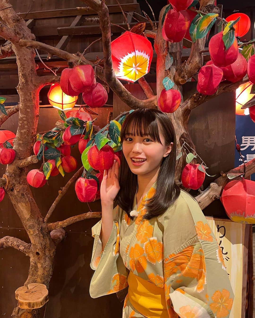 榎本ゆいなさんのインスタグラム写真 - (榎本ゆいなInstagram)「明日の王様のブランチは、 青森へ🍎行ってきましたー！！ りんご！ねぶた！馬！ 人生でいちばん北に行きました！雪降ってた！！ 　 グルメにアクティビティに、文化も知れて、大満足でした！！楽しかったなー✨ 　 スタジオにもいます！ 明日9:30〜！ 是非！見てください！！！ 　 　 #王様のブランチ #青森 #星野リゾート #青森屋」3月10日 18時57分 - enomoto_yuina