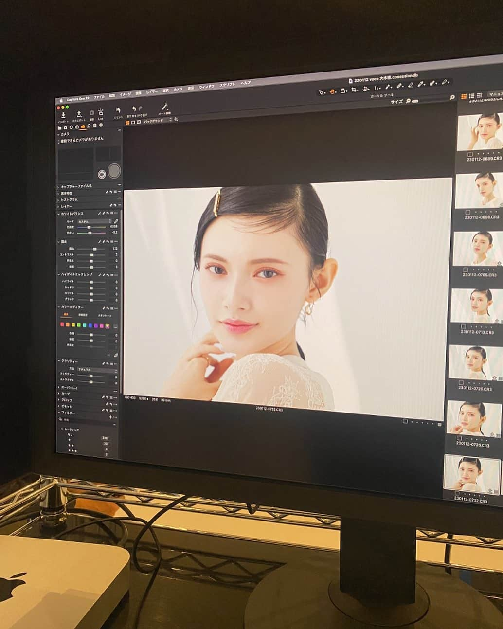 青島心さんのインスタグラム写真 - (青島心Instagram)「VOCE4月号 @vocemagazine  @elegance_cosmetics」3月10日 19時01分 - kokoro_aoshima