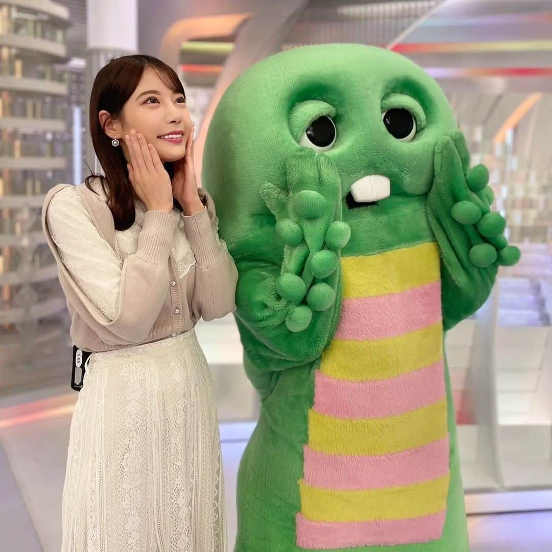 フジテレビ「プライムニュース イブニング」さんのインスタグラム写真 - (フジテレビ「プライムニュース イブニング」Instagram)「関東あす「4月並みの暖かさ続く」  朝から安定して晴れて、日中は20℃前後まで気温が上がります。絶好の行楽日和となりそうです。  #ソラよみ #竹俣紅　@benitakemata_official #ガチャピン　@gachapin_official #天気 #お天気 #イット」3月10日 19時10分 - livenews_it