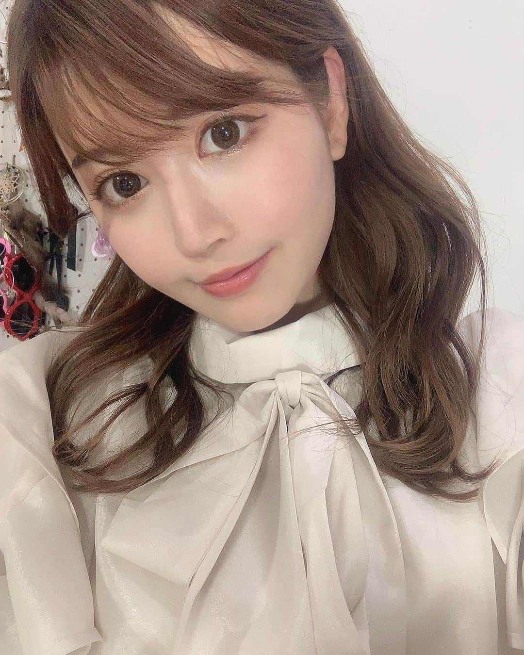 永原芽衣さんのインスタグラム写真 - (永原芽衣Instagram)「クリーム系の色の私服。春っぽい🌸✨ . . . . . . . . . . . . . . . . . . . . . . . . . . . .  #photo 　 #粉我  #japanese #japanesegirl #swimwear #follow #followme  #フォロワー募集中  #フォロワー増やしたい #レースクイーン #ラウンドガール　 #racequeen #selfie  #팔로우 #셀카 #셀카샷 #셀피 #셀카그램 #얼스타그램 #팔로우환영 #팔로우환영 #팔로  #photography #photoshoot #撮影　#portrait #カメラ　#春 #photoshooting #春服　＃撮影会」3月10日 19時18分 - meinghr1008