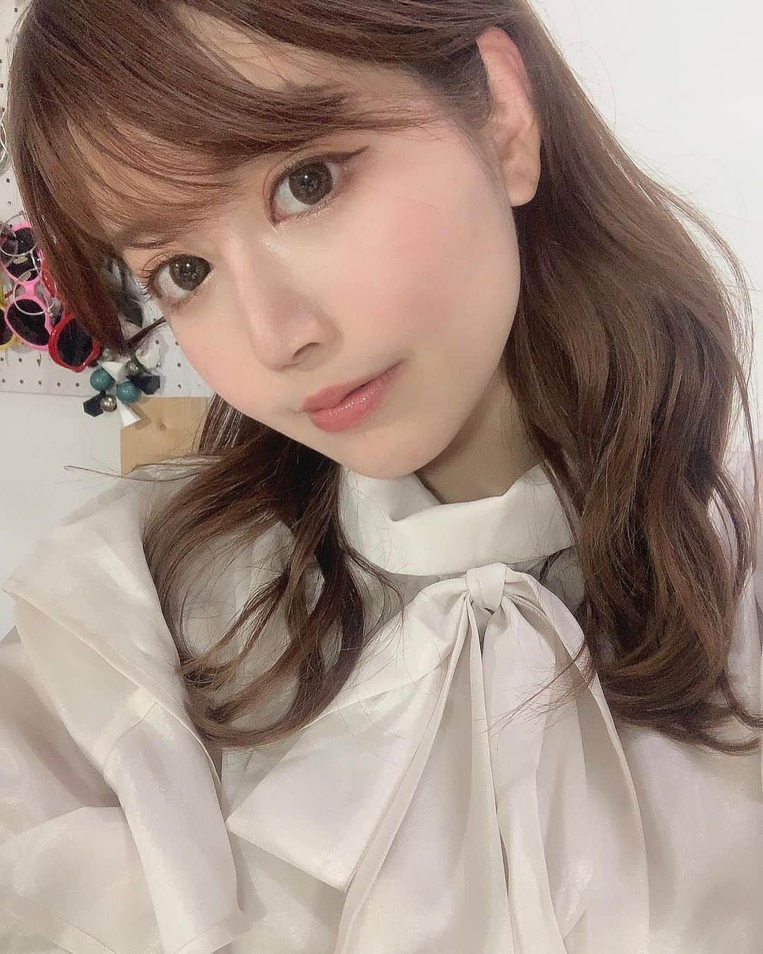 永原芽衣さんのインスタグラム写真 - (永原芽衣Instagram)「クリーム系の色の私服。春っぽい🌸✨ . . . . . . . . . . . . . . . . . . . . . . . . . . . .  #photo 　 #粉我  #japanese #japanesegirl #swimwear #follow #followme  #フォロワー募集中  #フォロワー増やしたい #レースクイーン #ラウンドガール　 #racequeen #selfie  #팔로우 #셀카 #셀카샷 #셀피 #셀카그램 #얼스타그램 #팔로우환영 #팔로우환영 #팔로  #photography #photoshoot #撮影　#portrait #カメラ　#春 #photoshooting #春服　＃撮影会」3月10日 19時18分 - meinghr1008