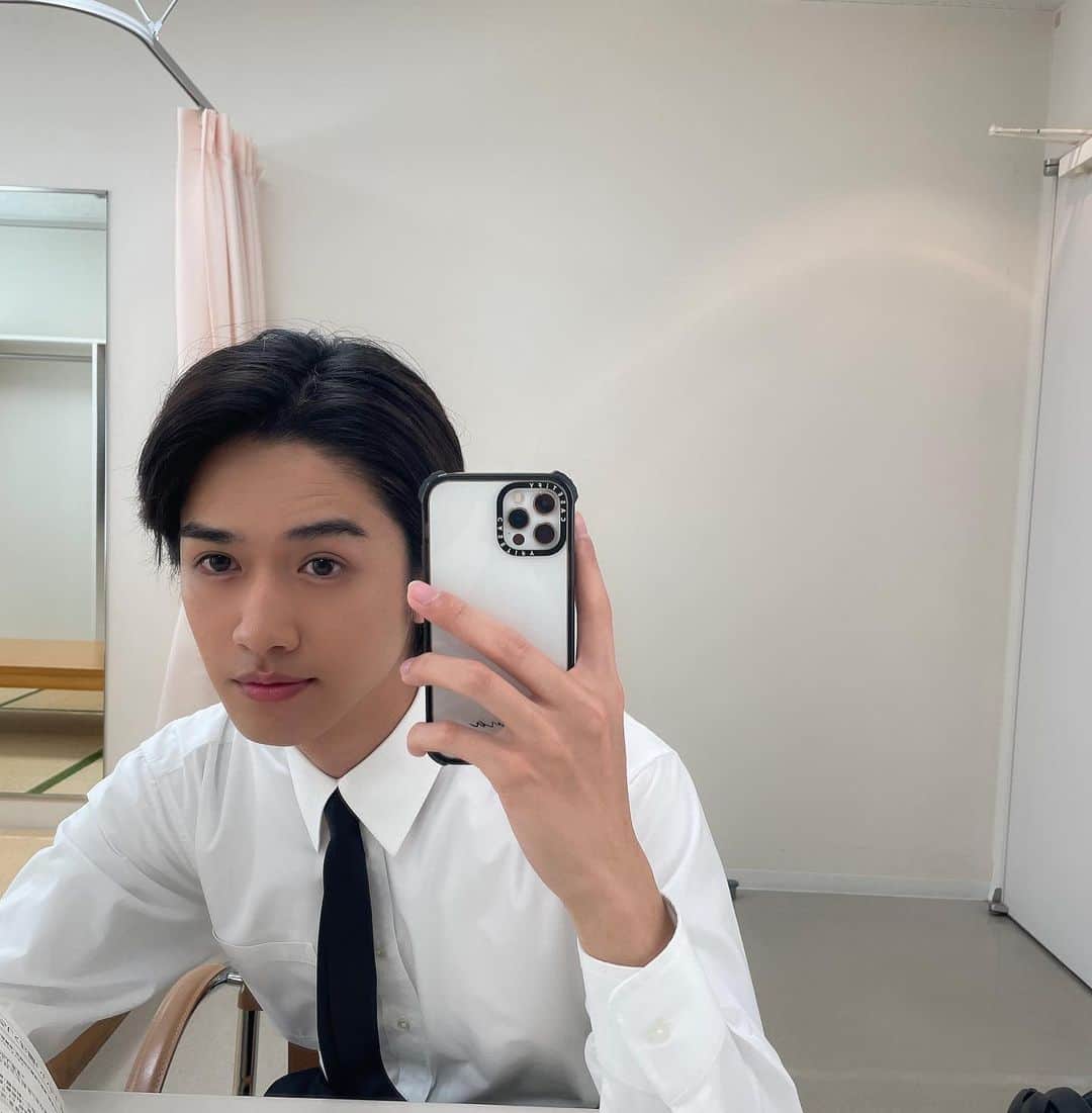 高橋聖那のインスタグラム：「. 現場でのオフショ　part2。🥷 #忍者に結婚は難しい」