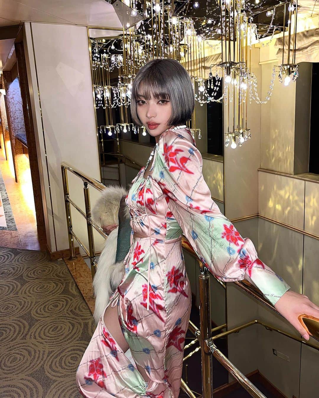 のインスタグラム：「22歳になりました🎀」