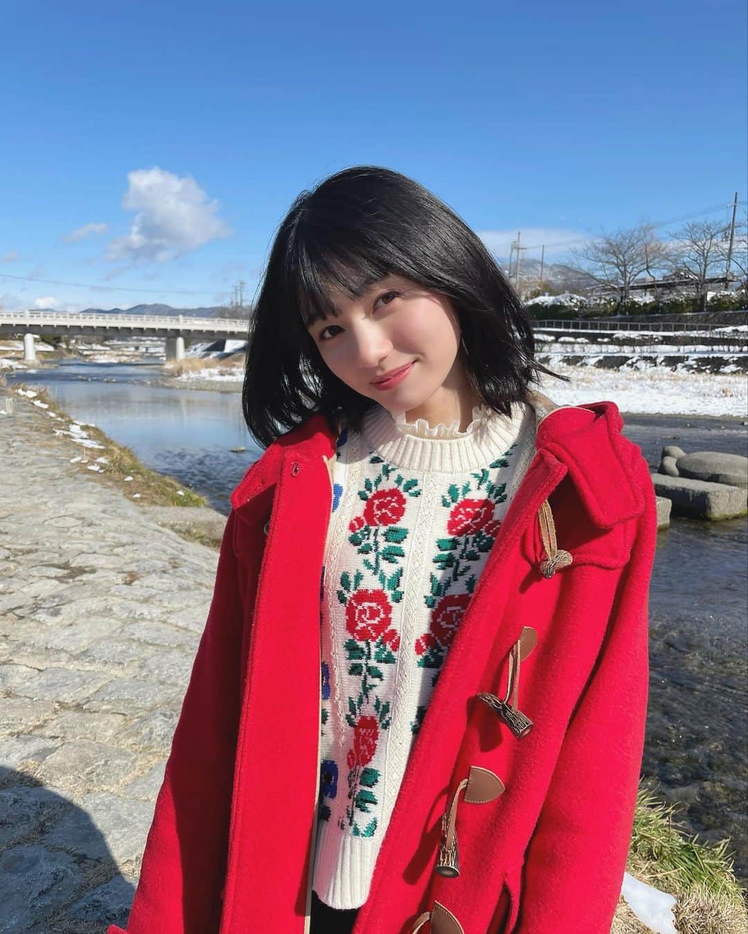 熊澤風花さんのインスタグラム写真 - (熊澤風花Instagram)「京都で撮影した時の赤いコート衣装が可愛すぎた🍒‪‪❤︎‬」3月10日 22時12分 - fuka_kumazawa
