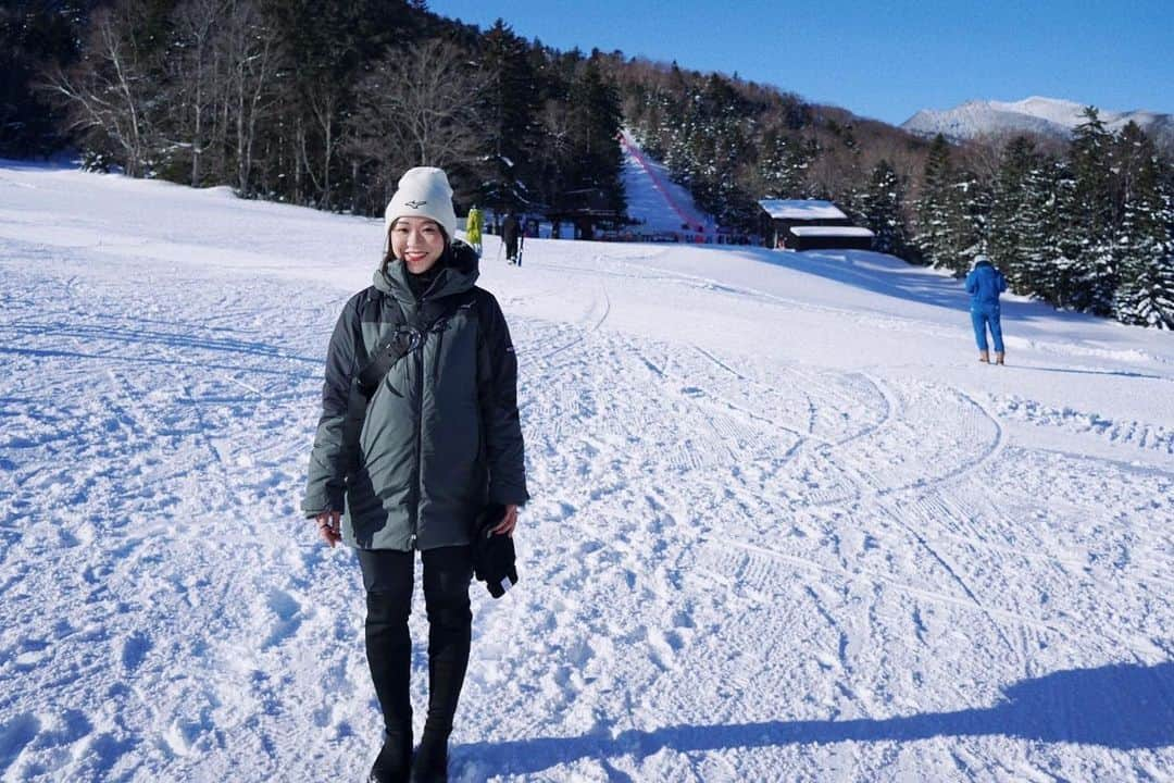 吉田知那美さんのインスタグラム写真 - (吉田知那美Instagram)「AKAN🏔  大好きな人の大好きな人を応援しに行きました。 （=佐々木明選手を応援に行きました） シーズンお疲れさまでした！🌸  #阿寒湖 #アルペンスキー」3月10日 22時29分 - chinami1991