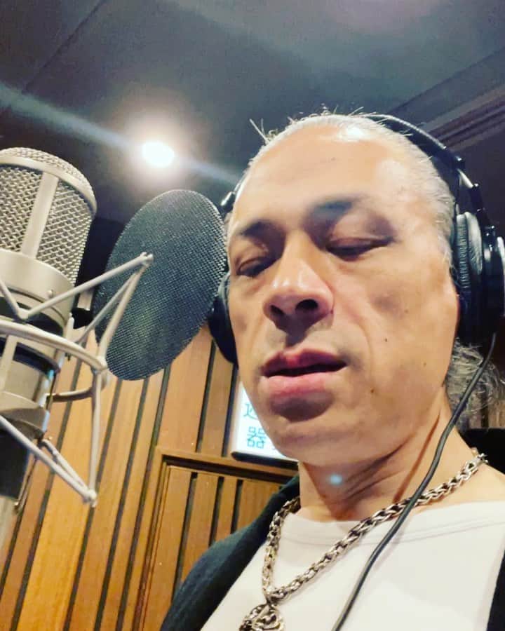 TOKUのインスタグラム：「#soundcheck #recordingsession  #tsquare #45yearsanniversary #tokujazz #musicianslife #jazzman」
