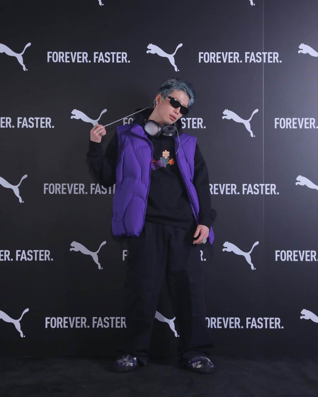 $HOR1 WINBOYのインスタグラム：「PUMA 75th Anniversary🐆 "FOREVER FASTER" THE SHOW  👕 @puma × @perksandmini  Hair styling @rento__nakamori 🧜🏼‍♂️ Thank you @tatsubo422 🙏🏻  #foreverfaster #puma #プーマ」