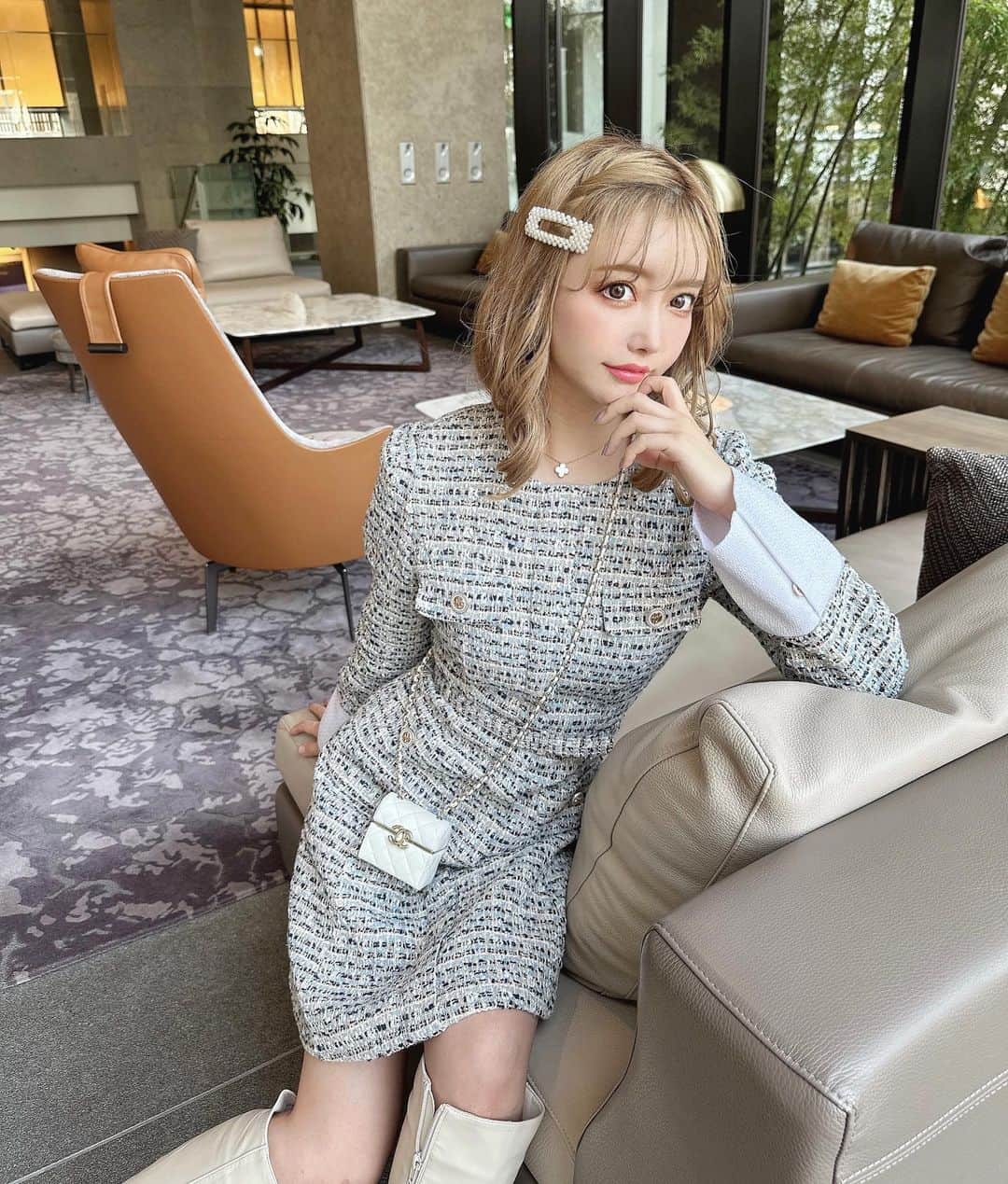 吉川ちえのインスタグラム：「【🐬🐳💧💦💎】 . この前ワンピース着ました🥺💓 春っぽいカラーとデザインで可愛かった🥰❤️ ( @randy_online_ )のだよ🎀✨ . 形もしっかりしてて、 めっちゃ形綺麗だった😍💕 淡い水色ツイード柄が春っぽい🌸 . #randyonline #randy」