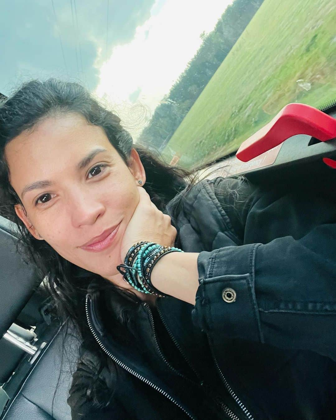 ダナイ・ガルシアさんのインスタグラム写真 - (ダナイ・ガルシアInstagram)「On my way to my trailer after wrapping up Luciana & my life in the apocalypse. @feartwd is the best universe to grow, explore, fail, get up and keep fighting for your dreams. Thank you so much for this gift of playing Luciana for so many years.  What an journey we had. A big shout out to the cast & crew!! You guys have my heart for life. I love you so much.  And to our fans (la familia) thank you showing me what badass love looks like. I’m so inspired by your magic and creativity. Your love is contagious.  And lastly big shoutout to the walkers in Fear universe!! Thank you for for making us look so good! 🔥🔥🔥🔥🔥 Sending love & light to each one of you. Thank you for making me part of this story. It changed me forever. I love you guys!  #fearthewalkingdead #herewego #lafamilia #lucianagalvez #luciana @amctalkingdead #amcplus @feartwd #light #comunity #fearfamily  Never forget the magic 👑 #queen」3月11日 3時49分 - danaygarcia1