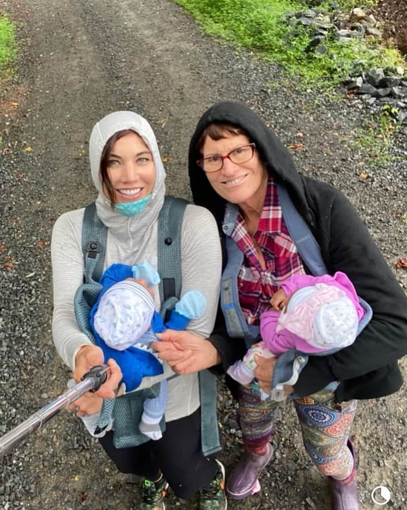 ホープ・ソロのインスタグラム：「New episode of HOPE SOLO SPEAKS! I’m celebrating #InternationalWomensDay this week with the most important and inspiring woman in my life...my mom Judy! This is a special episode, I think you'll really enjoy it. <Link in bio>」