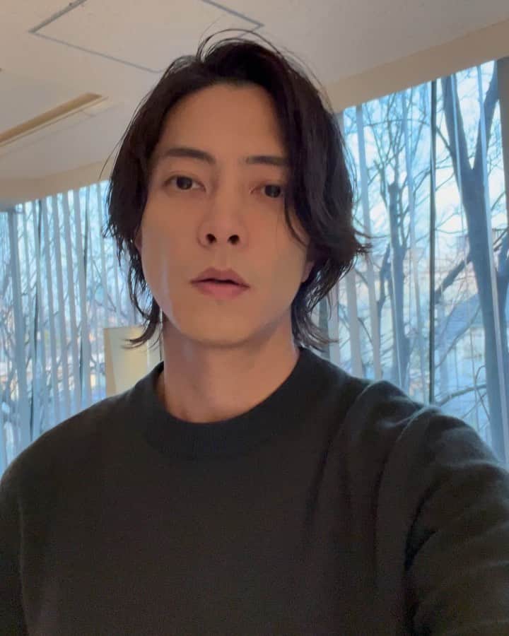 のインスタグラム：「先日BVLGARIさんのイベントに参加してきました。良い1日だった。  神の雫がフランスのドラマ際に選出されました！感謝。 来週フランス行ってきます🇫🇷楽しみだ。 この前のあさごはん。  I was in an event by BVLGARI. It was a great day.  And the TV serie called Drops of god has selected for the series mania festival. so I'm fly to France next week. EXCITED! Can’t wait!!  @bulgari  #Bulgari #AvroraAwards」